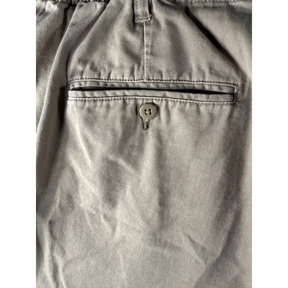 Cabelas Casuals Aged Khakis Mens Size 42 Tan Chino Shorts Flat Front Cotton